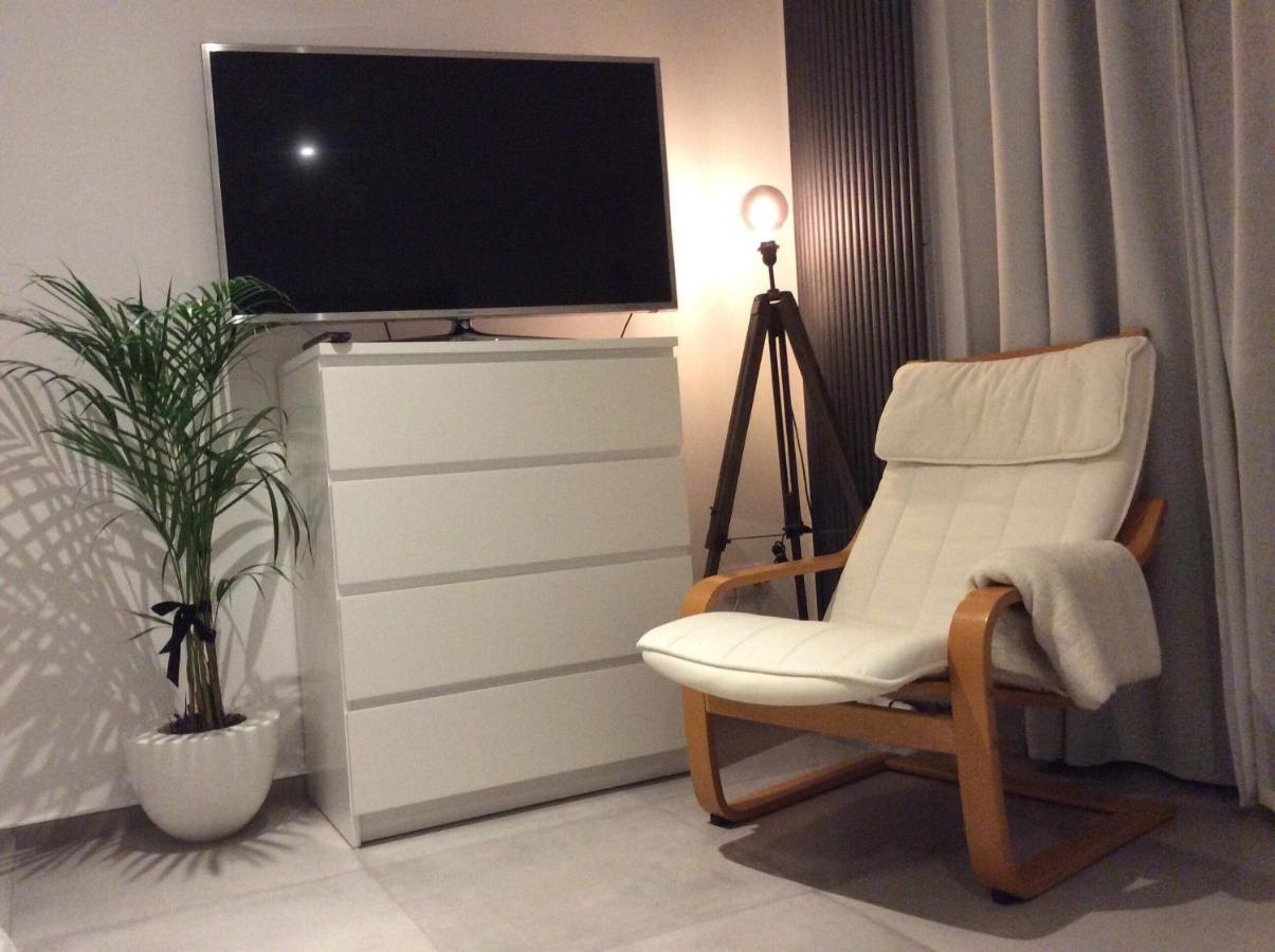 Studio Tout Neuf. Court Sejour, Loisirs, Professionnel Chaudfontaine Ngoại thất bức ảnh
